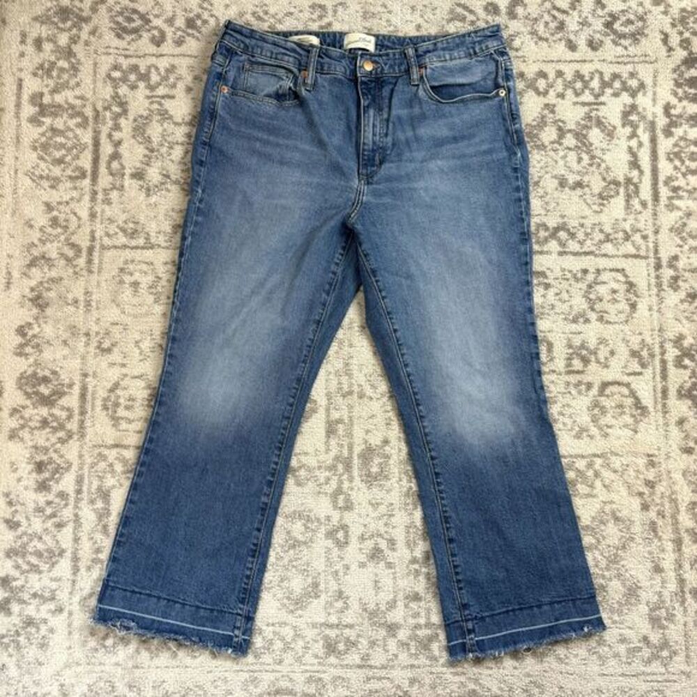 Universal Thread Blue Boot Cut Jeans
